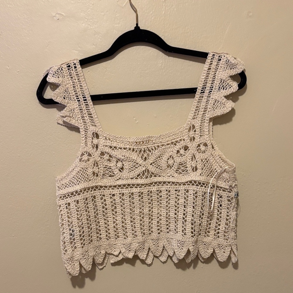 Elegant Beige Crochet Tank with Colorful Beads - Picture 3 of 3